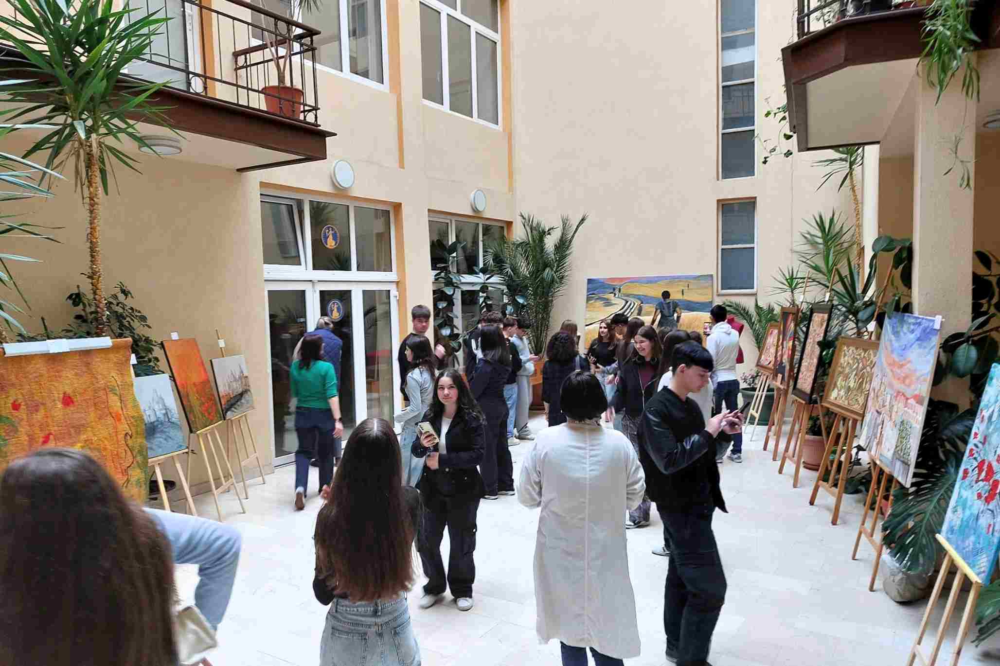 gallery