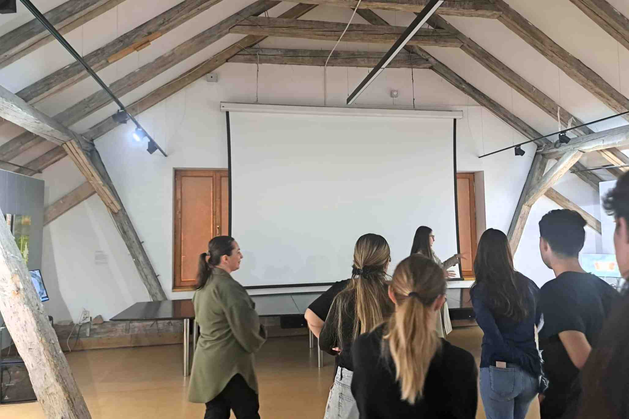 gallery